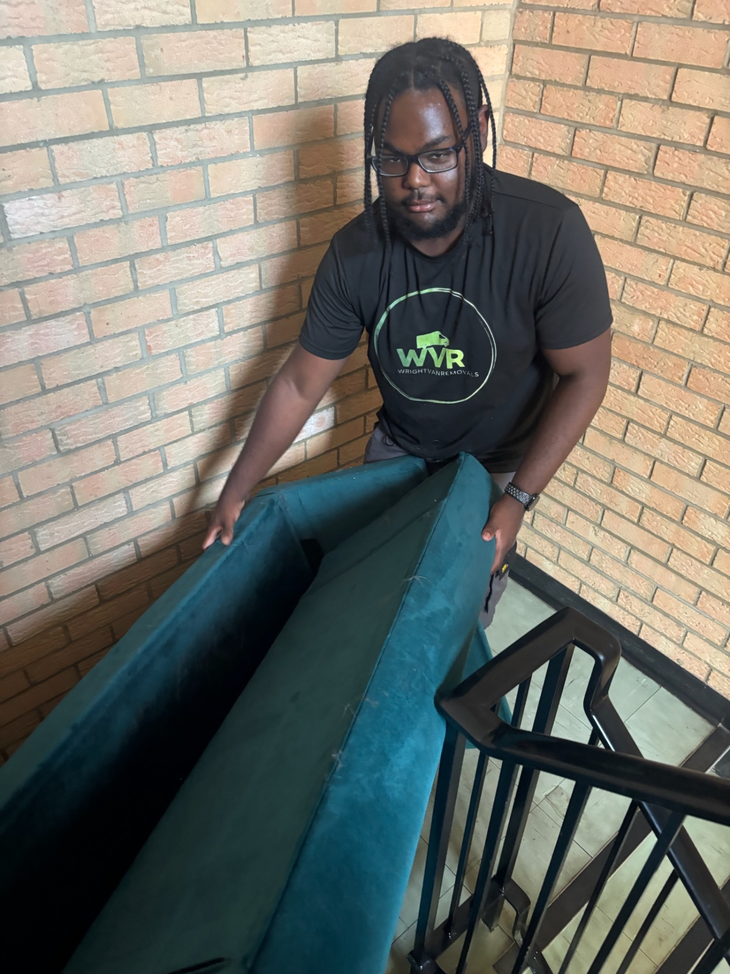 Navigating Difficult Access: Upstairs Flats & Tight Stairwells